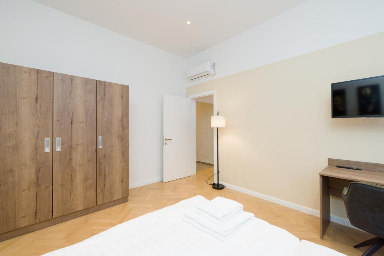 Vienna Stay Apartments Pezzl 1170 ภายนอก รูปภาพ