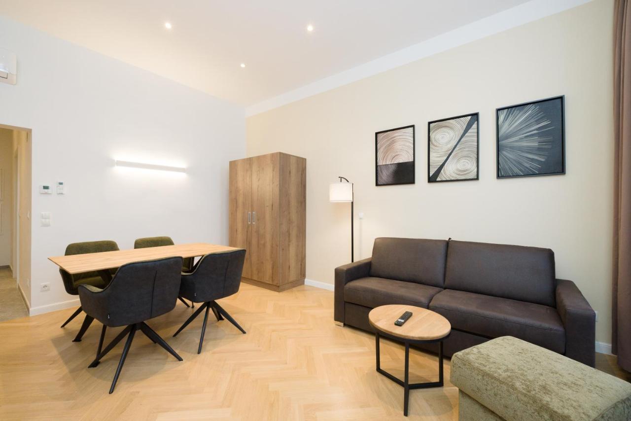 Vienna Stay Apartments Pezzl 1170 ภายนอก รูปภาพ