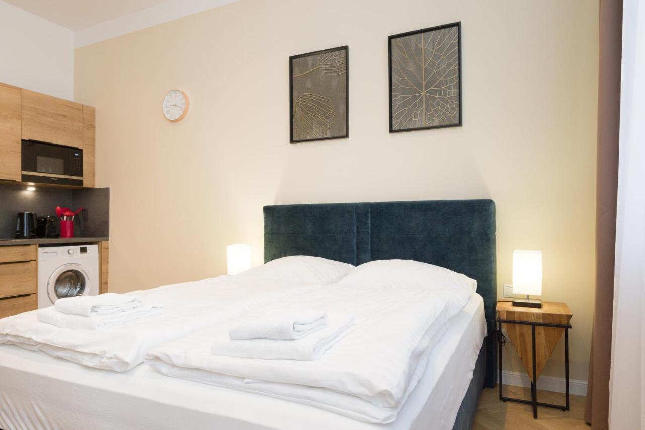 Vienna Stay Apartments Pezzl 1170 ภายนอก รูปภาพ