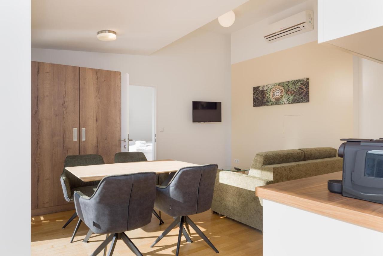 Vienna Stay Apartments Pezzl 1170 ภายนอก รูปภาพ