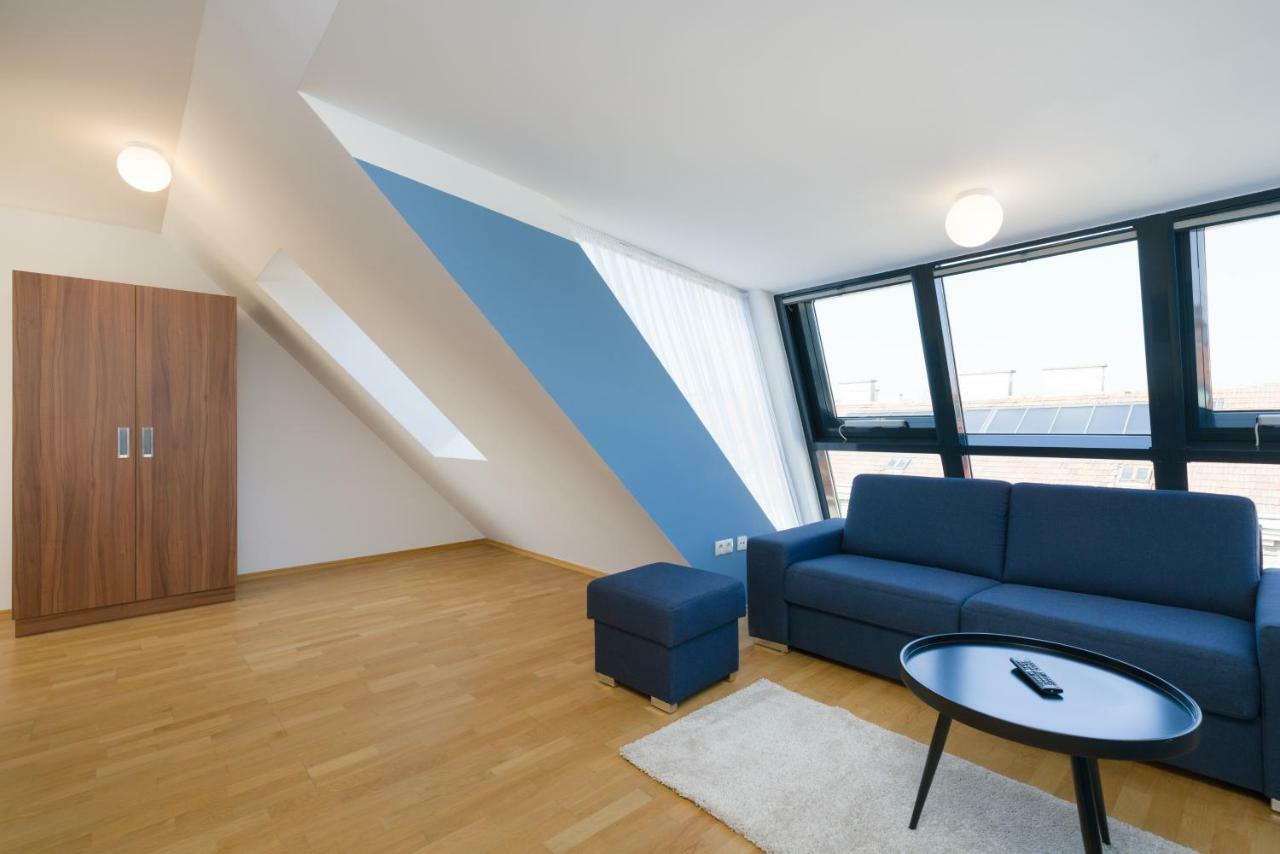 Vienna Stay Apartments Pezzl 1170 ภายนอก รูปภาพ