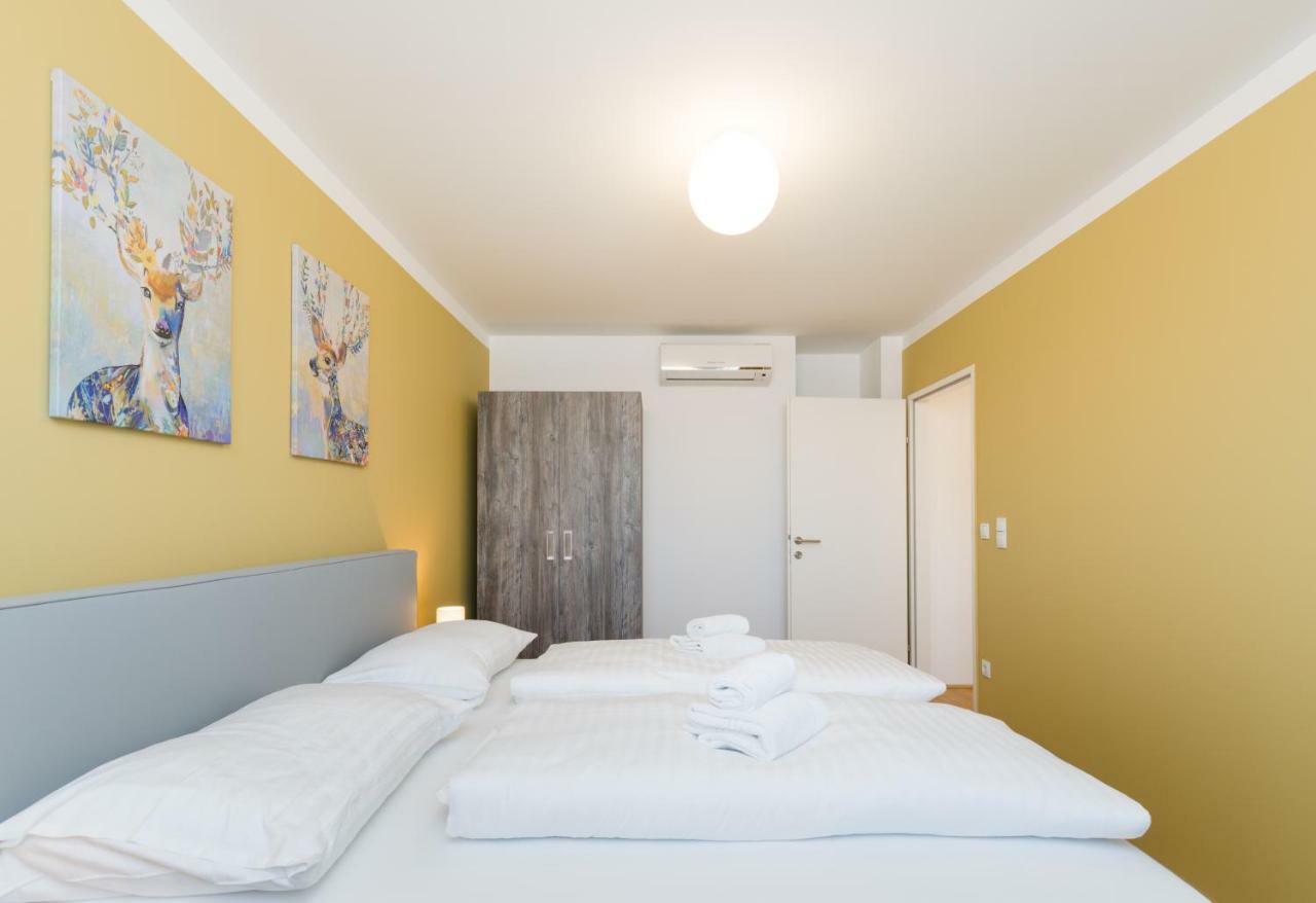 Vienna Stay Apartments Pezzl 1170 ภายนอก รูปภาพ