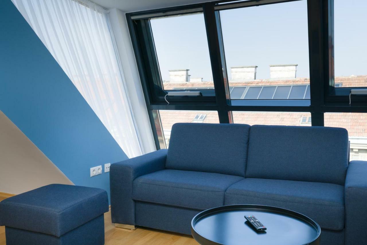 Vienna Stay Apartments Pezzl 1170 ภายนอก รูปภาพ